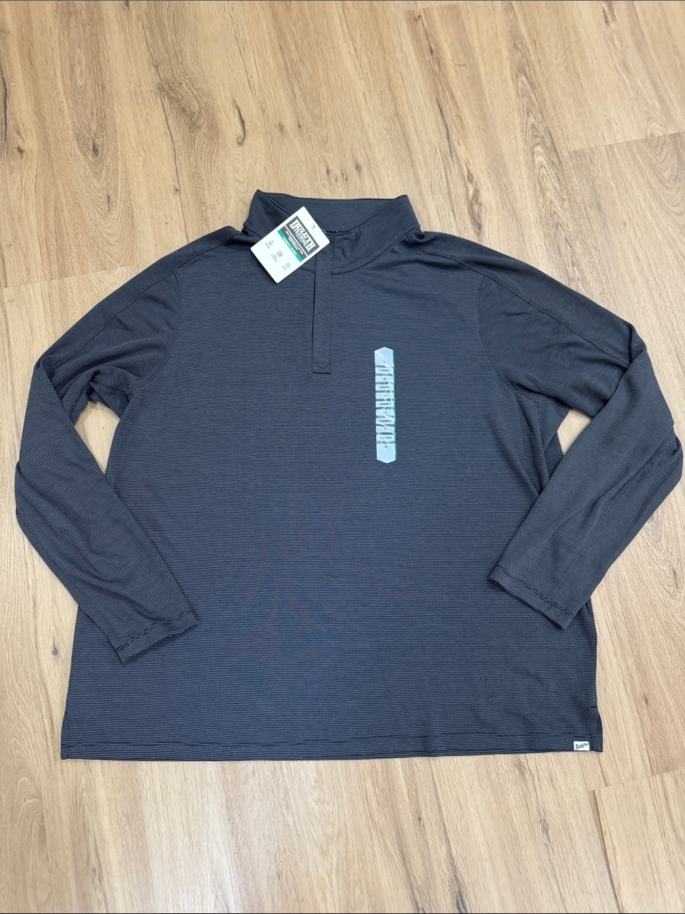 NWT- Duluth Trading Co Men's Knuckledown 1/4 Zip Pullover - Charcoal